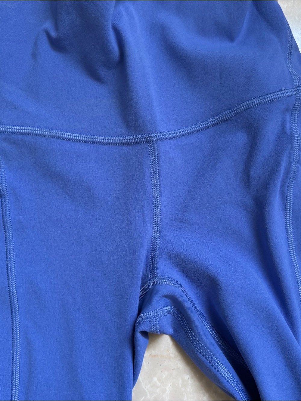 Lulu Lemon Women’s High-Waist Athletic leggings in blue/periwinkle